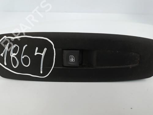 Used Right front window switch Right front window switch RENAULT MEGANE IV Hatchback (B9A/M/N_) 1.5 dCi 110 (B9A3) (110 hp) 32351178 32351178