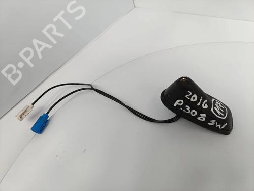 Used Antenna/Base Antenna/Base PEUGEOT 308 SW II (LC_, LJ_, LR_, LX_, L4_) 1.6 HDi / BlueHDi 115 (LCBHXM, LCBHXT) (115 hp) 32367768 32367768