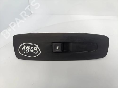 Used Right front window switch Right front window switch 32367769 32367769