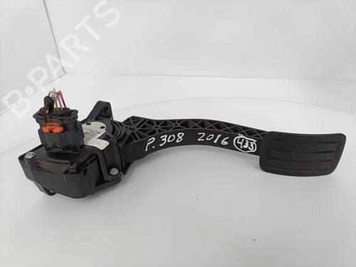 Used Pedal Pedal PEUGEOT 308 SW II (LC_, LJ_, LR_, LX_, L4_) 1.6 HDi / BlueHDi 115 (LCBHXM, LCBHXT) (115 hp) 32367789 32367789