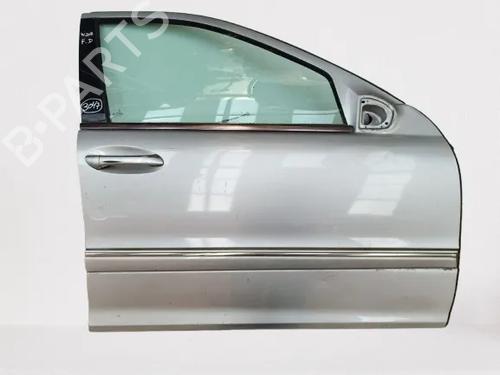 Used Right front door Right front door 32454077 32454077