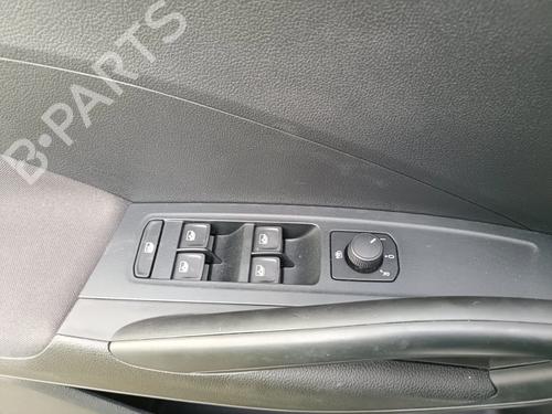 BP32493433I27 main image