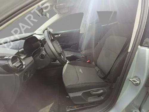 BP32493436O1 main image