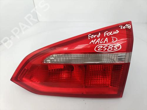 Used Right tailgate light Right tailgate light 32657672 32657672