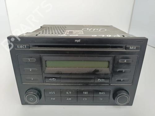Used Radio Radio VW POLO IV (9N_, 9A_) 1.2 (60 hp) 33028448 33028448