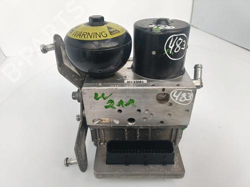 Used ABS pump ABS pump MERCEDES-BENZ E-CLASS (W211) E 220 CDI (211.008) (170 hp) 33186859 33186859