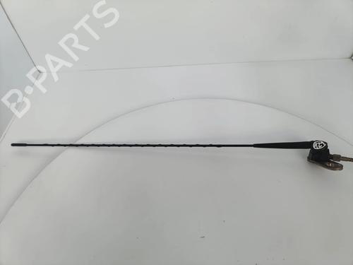 Used Antenna/Base Antenna/Base SMART FORTWO Coupe (451) 0.8 CDi (451.301) (54 hp) 33186870 33186870