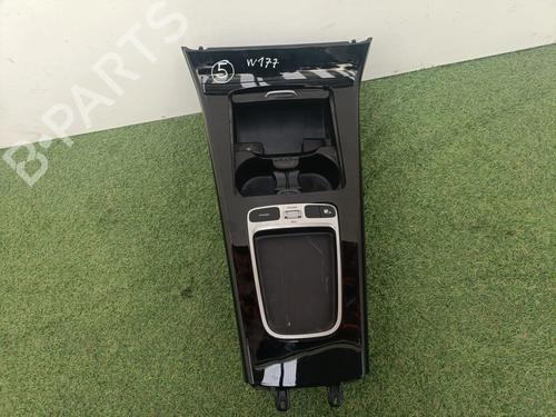 Middle console MERCEDES-BENZ A-CLASS (W177) A 220 (177.044) | BP33186896I22 - Image 2