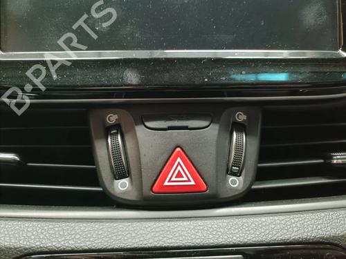 warning-switch-hyundai-i30-pde-pd-pden-2016-33275196 main image