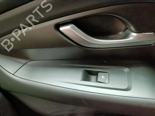 right-front-window-switch-hyundai-i30-pde-pd-pden-2016-33275200 main image
