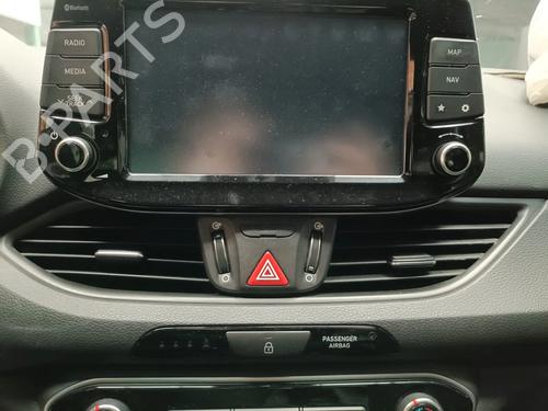 air-vent-hyundai-i30-pde-pd-pden-2016-33275208 main image