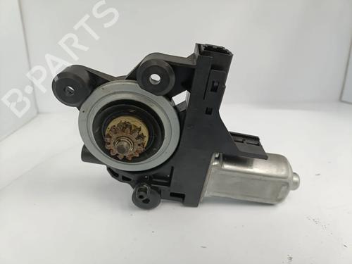 Left front window motor VOLVO V70 III (135) D5 | BP33802779E21 - Image 3