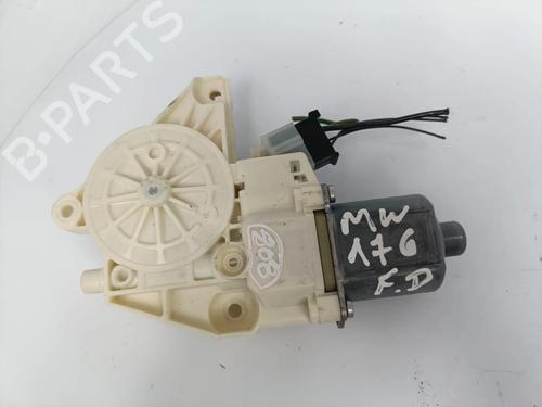 Used Right front window motor Right front window motor 33802780 33802780