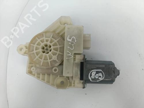 Used Right front window motor Right front window motor 33802781 33802781