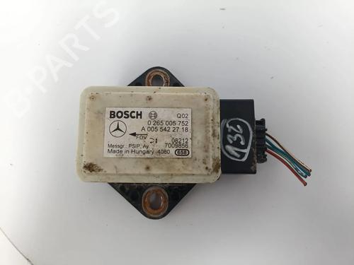 Used Electronic module Electronic module MERCEDES-BENZ E-CLASS (W211) E 220 CDI (211.008) (170 hp) 33802793 33802793