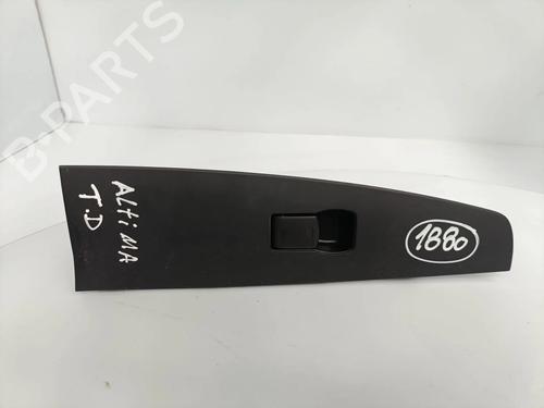 Used Right rear window switch Right rear window switch NISSAN ALTIMA (L32) 2.5 (188 hp) 32480656 32480656