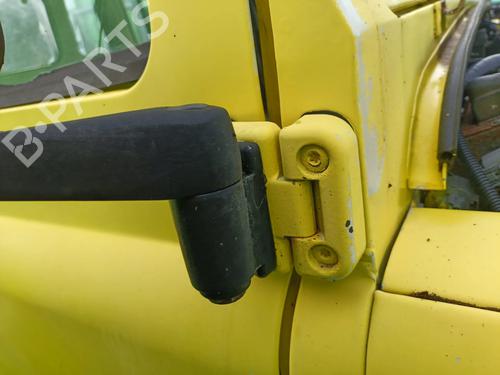 Dørhængsel/Dørbegrænser Dørhængsel/Dørbegrænser LAND ROVER DEFENDER Pick Up (L316) 2.5 Td5 4x4 (L316) (122 hp) 34156805 34156805