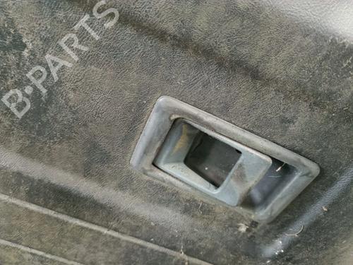 Used Front left interior door handle Front left interior door handle LAND ROVER DEFENDER Pick Up (L316) 2.5 Td5 4x4 (L316) (122 hp) 34156826 34156826