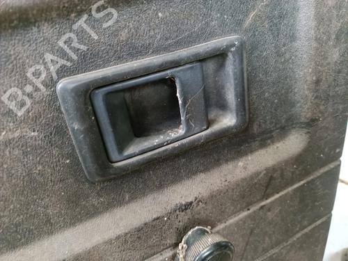 Used Rear left interior door handle Rear left interior door handle LAND ROVER DEFENDER Pick Up (L316) 2.5 Td5 4x4 (L316) (122 hp) 34156828 34156828