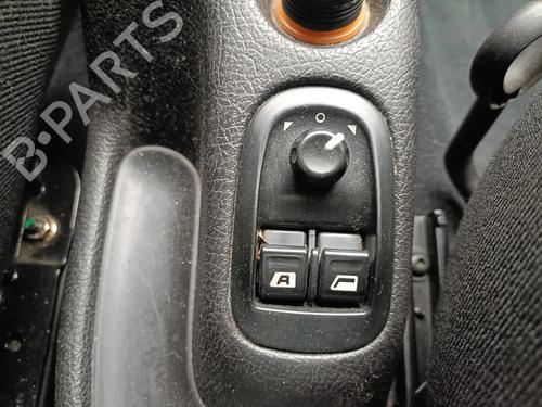 mirror-switch-peugeot-206-cc-2d-2000-2001-2002-2003-2004-2005-2006-2007-2008-34188114 main image