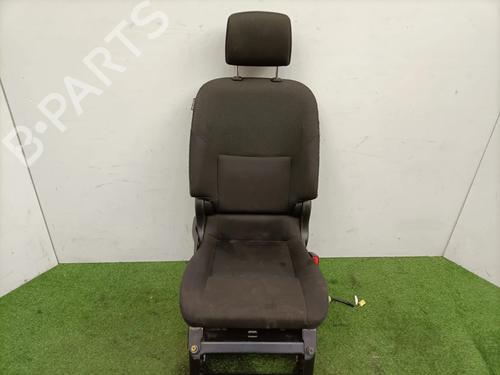Used Right front seat Right front seat NISSAN NV200 / EVALIA Bus e-NV (ME0M) (109 hp) 35724816 35724816