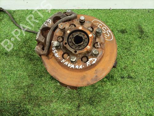 Used Right front steering knuckle Right front steering knuckle NISSAN PICK UP (D22) 2.5 dCi 4WD (133 hp) 35724838 35724838