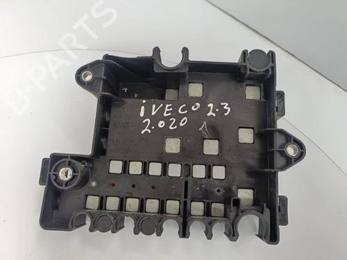 Fuse box IVECO DAILY VI Van 33S14, 35S14, 35C14, 42S14 | BP35795287E1 - Image 2