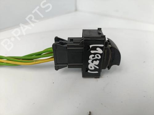 Used Right front window switch Right front window switch 35814677 35814677