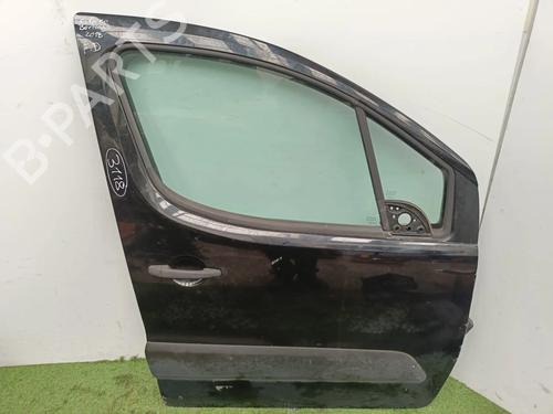Used Right front door Right front door 35819132 35819132