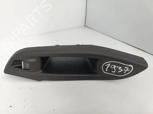 Used Left rear window switch Left rear window switch FORD FOCUS III 1.0 EcoBoost (125 hp) 35932890 35932890
