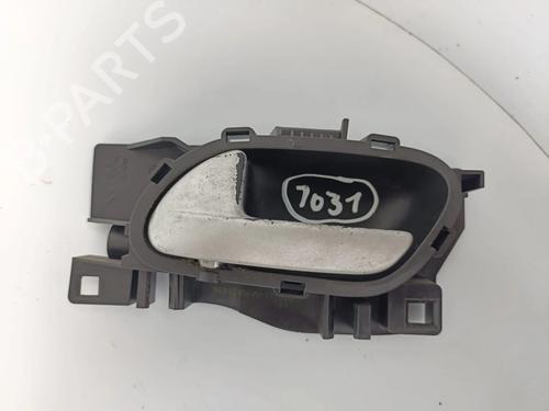 Used Front left interior door handle Front left interior door handle 35932943 35932943