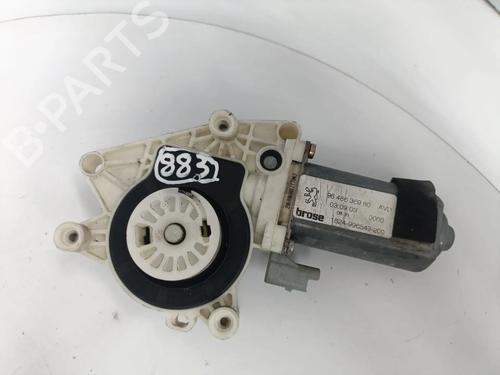 Used Right front window motor Right front window motor 36437088 36437088
