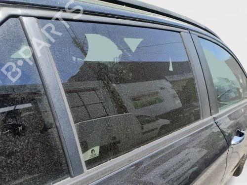 Used Rear right door window Rear right door window 36644276 36644276