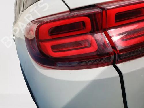 left-taillight-citroen-c5-aircross-a_-2018-36812082 main image
