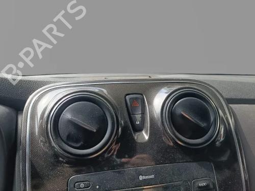 air-vent-dacia-logan-mcv-ii-2013-36812124 main image