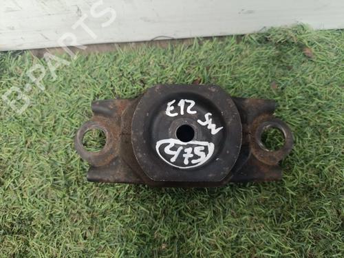 Used Engine mount Engine mount 37006216 37006216