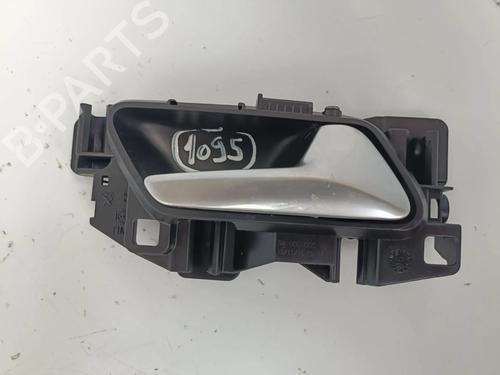 Used Front right interior door handle Front right interior door handle 37449076 37449076
