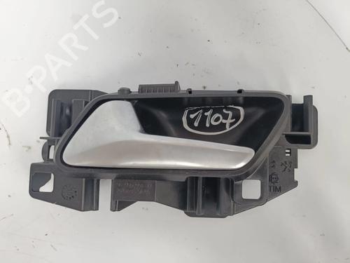 Used Front left interior door handle Front left interior door handle 37449088 37449088