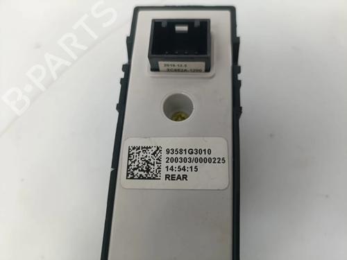 Right front window switch HYUNDAI i30 Estate (PDE) 1.6 CRDi | BP38089119I26 - Image 3