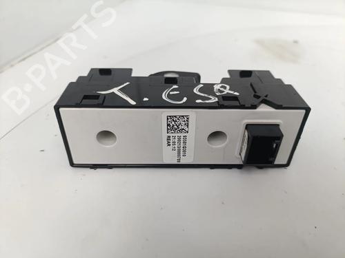 Left rear window switch HYUNDAI i30 Estate (PDE) 1.6 CRDi | BP38089122I29 - Image 2
