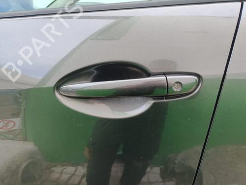 Used Front left exterior door handle Front left exterior door handle MAZDA 3 (BL) 2.0 MZR DISI (BLEFW) (151 hp) 40152746 40152746