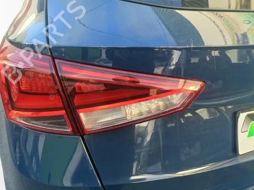 left-tailgate-light-seat-arona-kj7-kjp-2017-40159431 main image