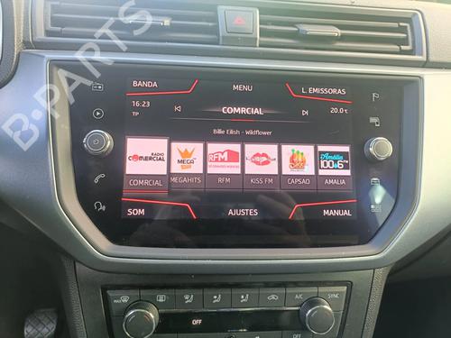 display-monitor-seat-arona-kj7-kjp-2017-40159429 main image