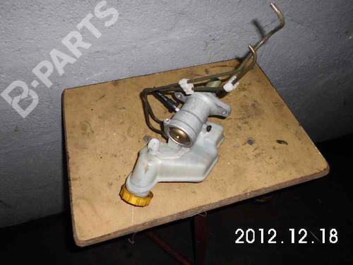 Used Brake master cylinder FORD FIESTA V (JH_, JD_) 1.4 16V (80 hp) 1616577