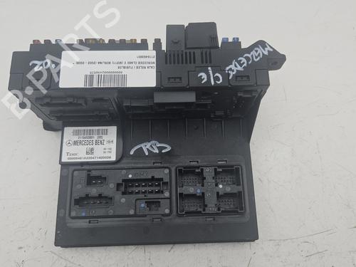 Used Fuse box MERCEDES-BENZ E-CLASS (W211) [2002-2009]  22449494