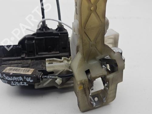 Used Front left lock HYUNDAI SONATA V (NF) [2004-2014]  27731161