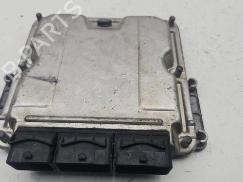 Calculateur moteur (ecu) RENAULT MASTER II Van (FD) 2.2 dCI 90 (FD0G, FD0N, FD2G, FD2N, FD3G, FD3N) | BP29994120M57 