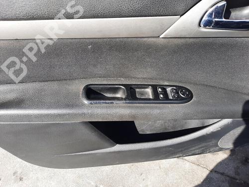 Used Left front window switch Left front window switch PEUGEOT 407 SW (6E_, 6D_) 1.6 HDi 110 (109 hp) 10069540 10069540