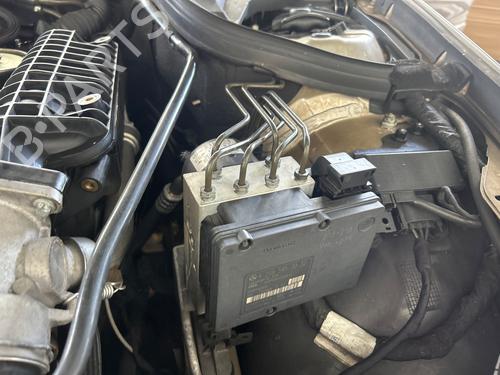 Used ABS pump MERCEDES-BENZ CLK (C209) CLK 270 CDI (209.316) (170 hp) 28355443