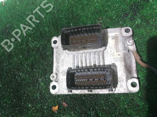 Calculateur moteur (ecu) OPEL CORSA C (X01) 1.2 (F08, F68) (75 hp) 1416698